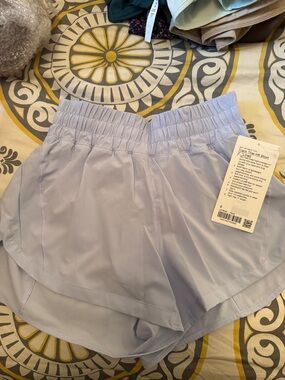 Lulu Tack That Light Lavender Athletic Shorts- NWT, size 6